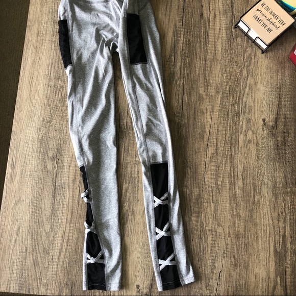 PopFit Gray & Black Leggings EUC - Picture 2 of 4